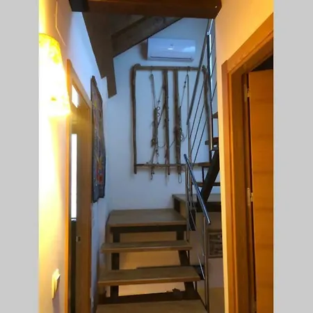 Acogedor Y Familiar Duplex En *